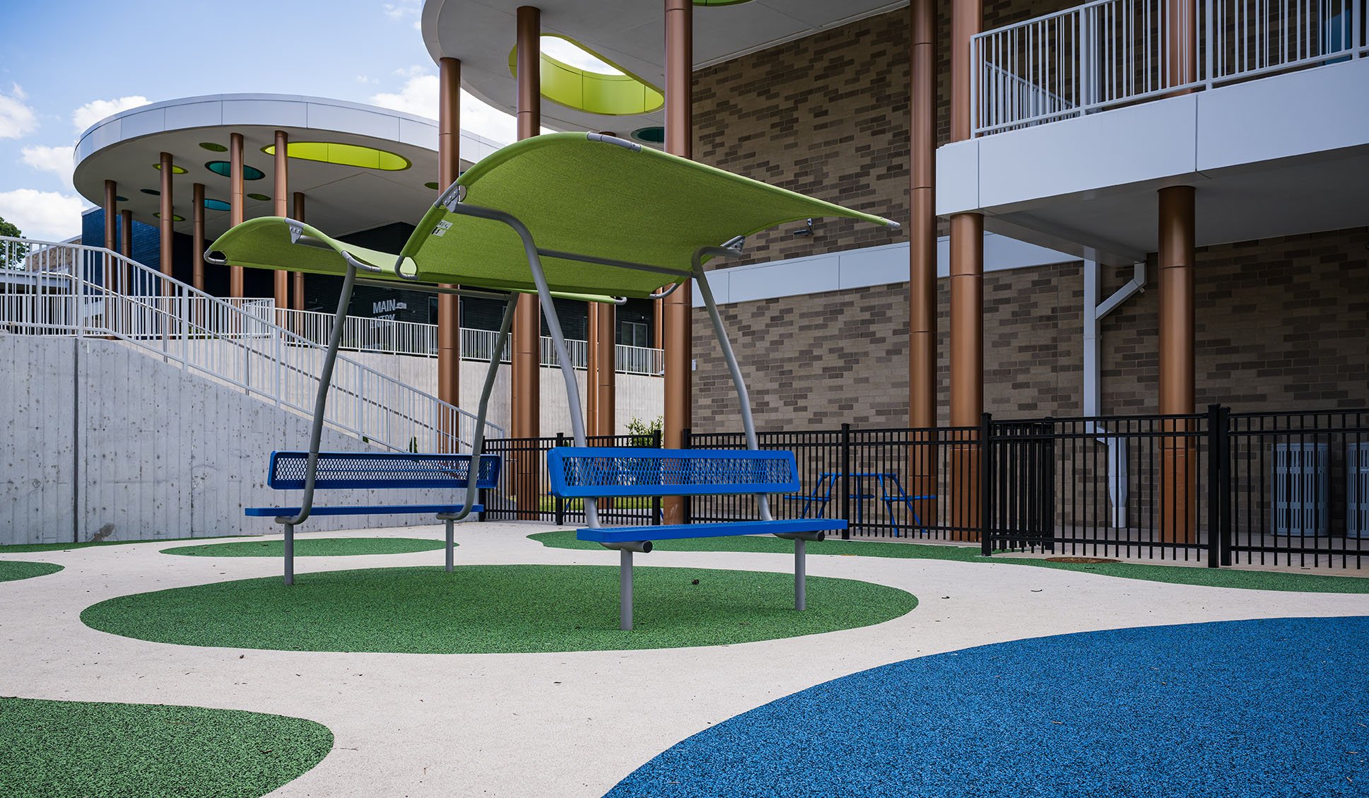 Peck Expeditionary School-NC-Site Amenities-Regal Bench with Integrated Shade STS765BA-002-Web