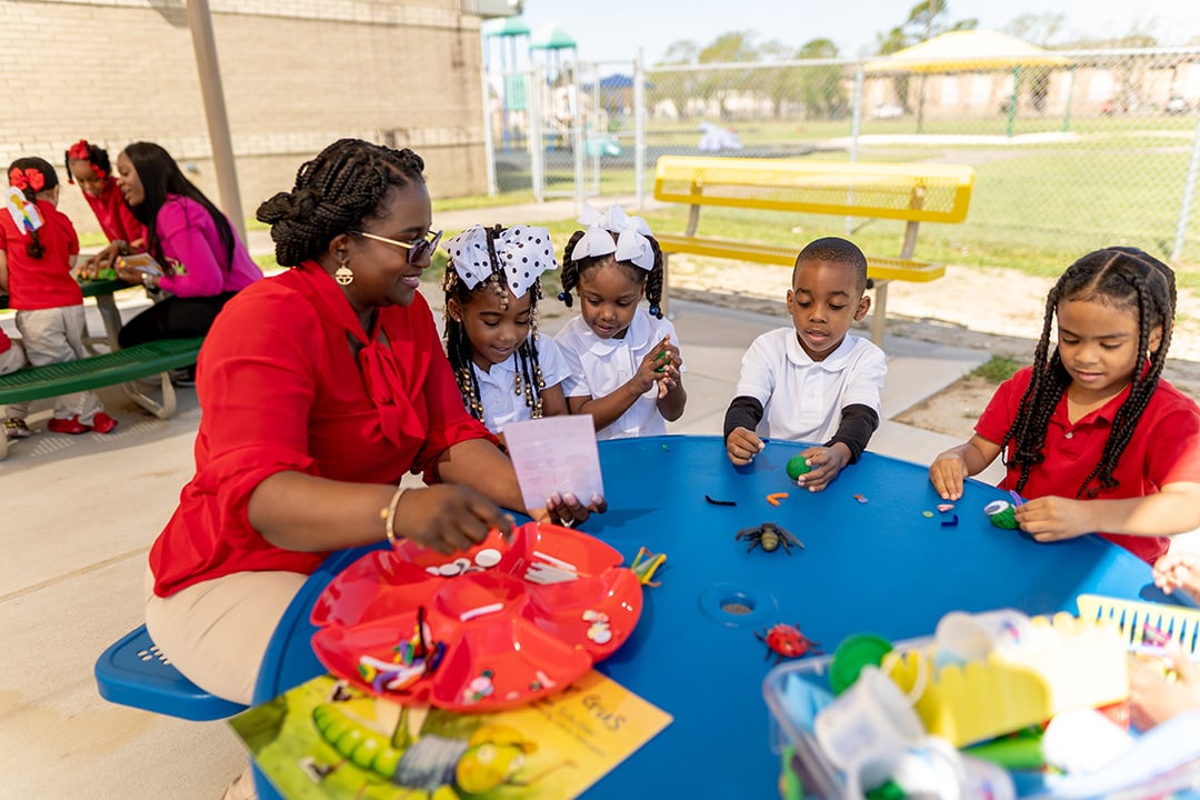 Wheatley School Texas Site Amenities Round Childrens Table