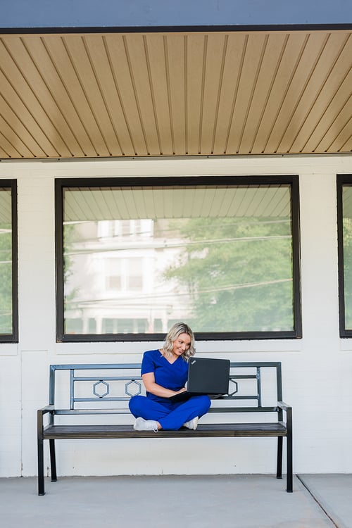 Neva Lomason Memorial Library-GA-Biscayne Bench with Back-B6WBBC-View 181-Web