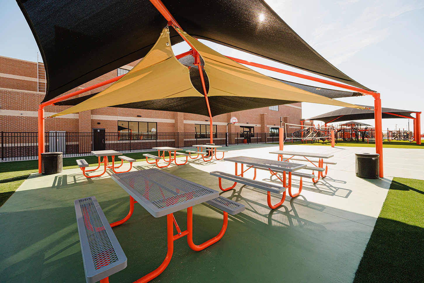 Wink Elementary School_TX_Shade Site Amenities_Sand Dollar Sail Shade Regal Rectangle Table-Web